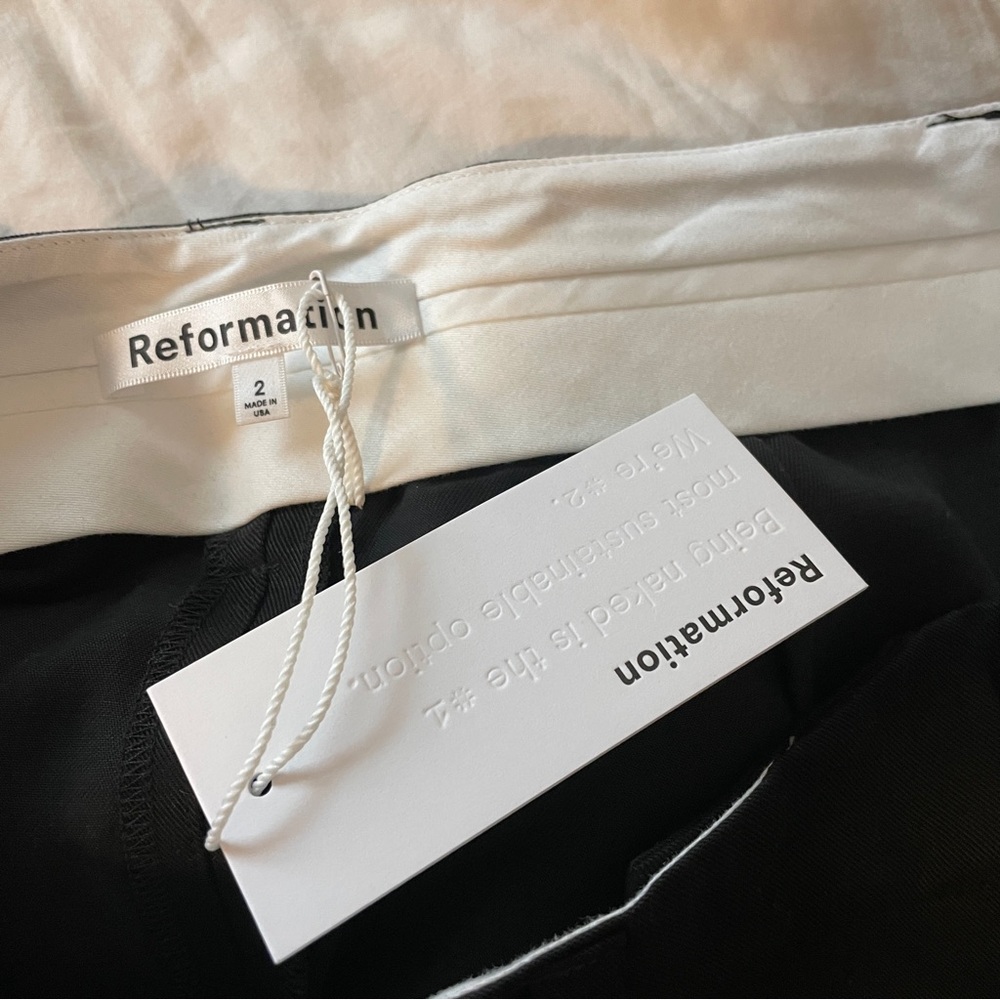Reformation Liam Bermuda Shorts - Picture 6 of 6